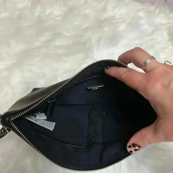 Aldo Black Handbag Zippered Travel Bag 100% Polyester Small - Picture 5 of 5